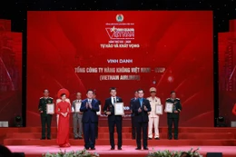 Vietnam Airlines được vinh danh tại chương trình Vinh quang Việt Nam 2025