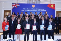 Vietnam Airlines tăng cường hợp tác chiến lược Việt – Anh, lan tỏa giá trị văn hóa và nhân ái