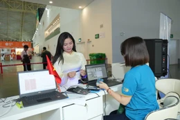 Vietnam Airlines tham gia Hội chợ Mùa Thu 2025