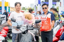 Xe máy điện Việt “gây sốt” tại VinFast Xanh Fest Icon