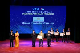 Vietnam Airlines vào Top 20 doanh nghiệp văn hóa, uy tín 2025