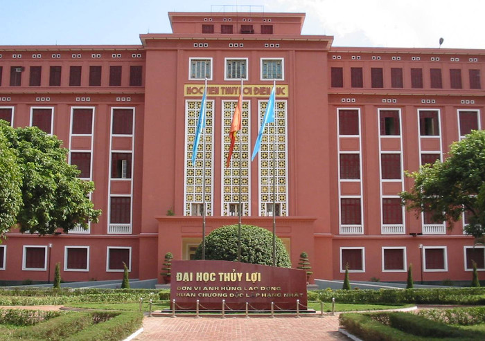 Ký túc xá Trường đại học Thủ đô Hà Nội bị chia nhỏ để cho thuê ảnh 9 Ký túc xá Trường đại học Thủ đô Hà Nội bị chia nhỏ để cho thuê ảnh 9