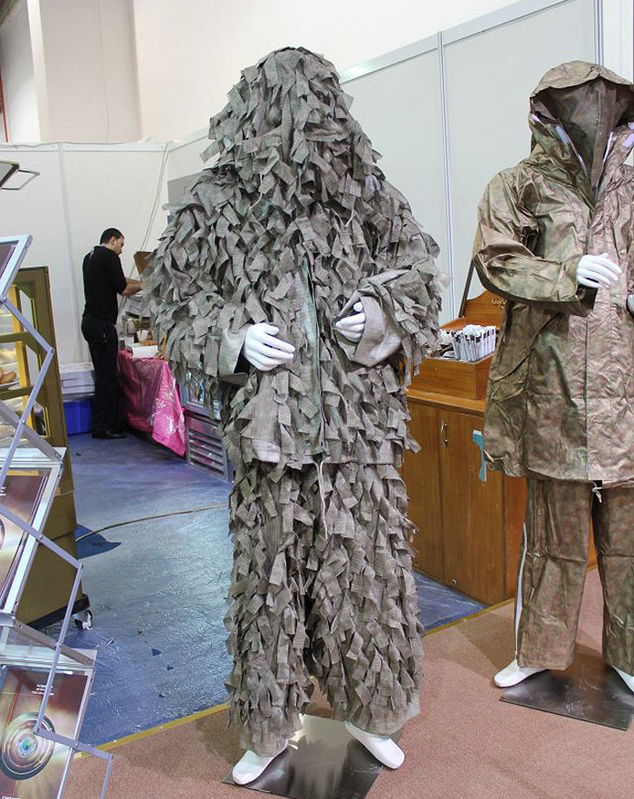 Bộ trang phục ngụy trang cho người lính