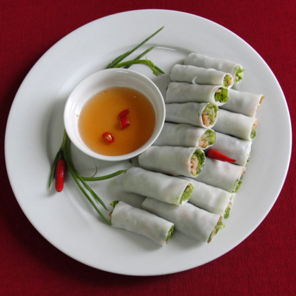 Nhà Hàng Cơm Chay Adzida tuyển chọn nguyên liệu tinh khiết nhất của ba miền Bắc Trung Nam để mời quý khách thưởng thức những món chay thơm ngon, với hương vị thiên nhiên được trì giữ nguyên vẹn. Trong hình là món nem cuốn khá nổi tiếng của nhà hàng Nhà Hàng Cơm Chay Adzida tuyển chọn nguyên liệu tinh khiết nhất của ba miền Bắc Trung Nam để mời quý khách thưởng thức những món chay thơm ngon, với hương vị thiên nhiên được trì giữ nguyên vẹn. Trong hình là món nem cuốn khá nổi tiếng của nhà hàng