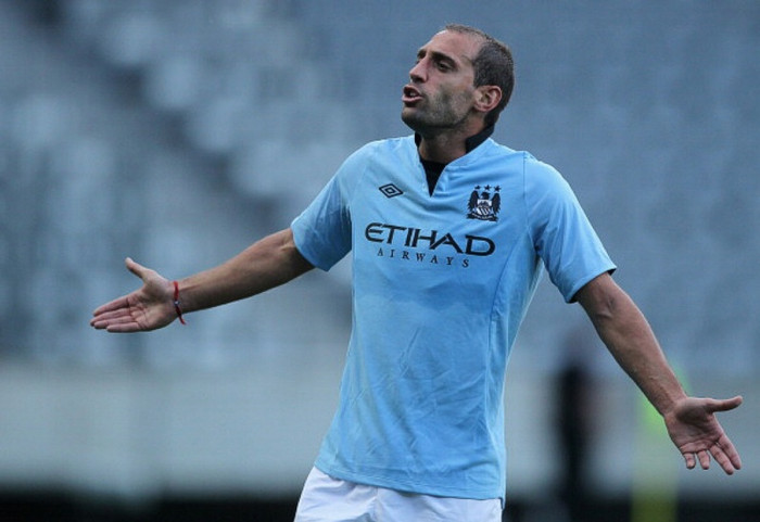 Những cầu thủ “hụt” danh sách: Pablo Zabaleta (Man City) – thứ 3 Premier League về số lần cướp bóng; Ryan Nelsen (QPR) – đứng thứ 3 về số cú chắn bóng; Angel Rangel (Swansea) – nằm trong top 20 về số cú cắt bóng; Phil Jagielka (Everton) – nằm trong top 10 cầu thủ chuyền dài chính xác nhất; Jonny Evans (Man Utd) – nằm trong top 20 về số pha phá bóng khỏi vòng cấm. Những cầu thủ “hụt” danh sách: Pablo Zabaleta (Man City) – thứ 3 Premier League về số lần cướp bóng; Ryan Nelsen (QPR) – đứng thứ 3 về số cú chắn bóng; Angel Rangel (Swansea) – nằm trong top 20 về số cú cắt bóng; Phil Jagielka (Everton) – nằm trong top 10 cầu thủ chuyền dài chính xác nhất; Jonny Evans (Man Utd) – nằm trong top 20 về số pha phá bóng khỏi vòng cấm.