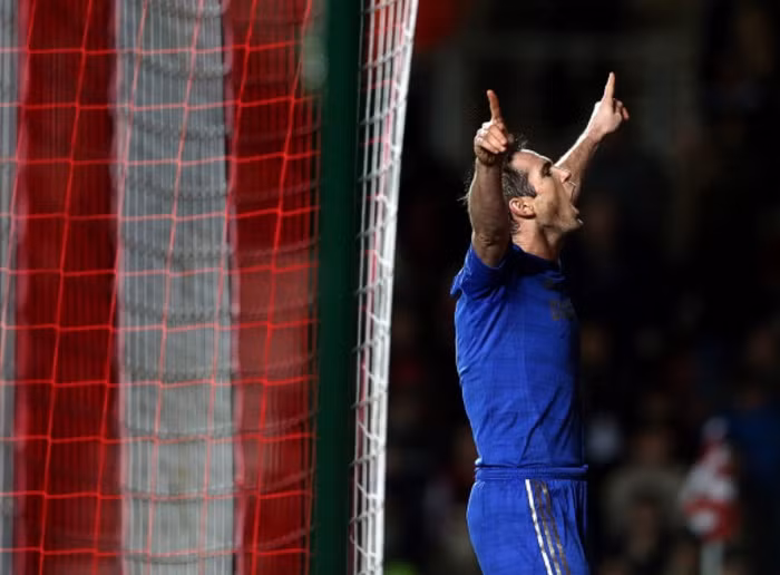 Với bàn thắng ấn định tỷ số này, Lampard đã trở thành chân sút thứ 2 trong lịch sử Chelsea.