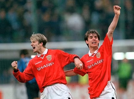 David Beckham và Gary Neville phải là những người giỏi nhất nước Anh để được đá cho một CLB như Manchester United.