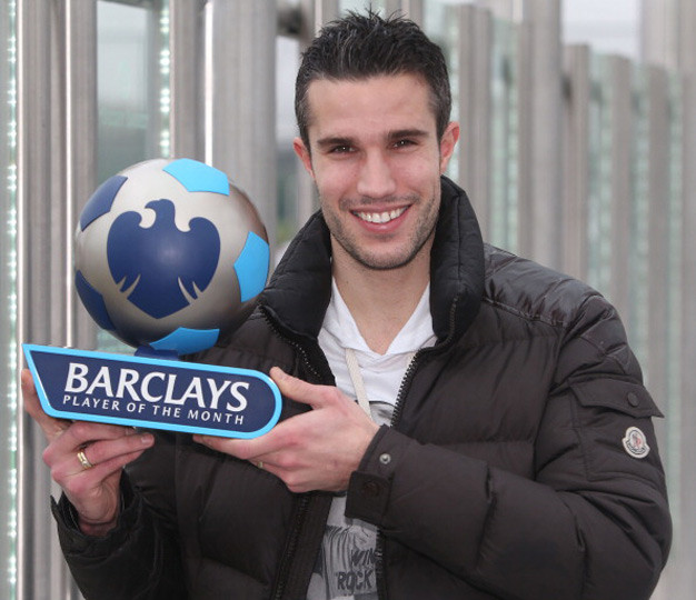 Tỷ số chung cuộc: Van Persie 53/60 – Suarez 49/60. Chúng ta đã biết kết quả 'đọ pháo' và hãy chờ xem liệu nó có thể hiện bằng những gì diễn ra trên sân bóng. Tỷ số chung cuộc: Van Persie 53/60 – Suarez 49/60. Chúng ta đã biết kết quả 'đọ pháo' và hãy chờ xem liệu nó có thể hiện bằng những gì diễn ra trên sân bóng.