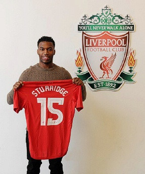 Daniel Sturridge chuyển từ Chelsea tới Liverpool với giá 12 triệu bảng.