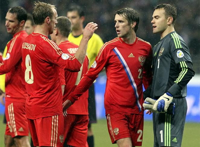 Nga giành 9 điểm sau 3 lượt đấu.