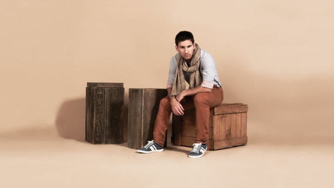 Messi xuất hiện đầy ấn tượng trên tạp chí Stork Man. Messi xuất hiện đầy ấn tượng trên tạp chí Stork Man.