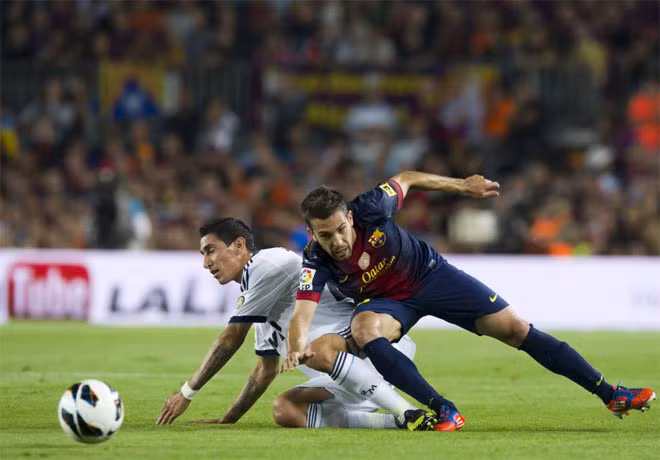 Là một cuộc chiến nảy lửa trong hiệp hai.