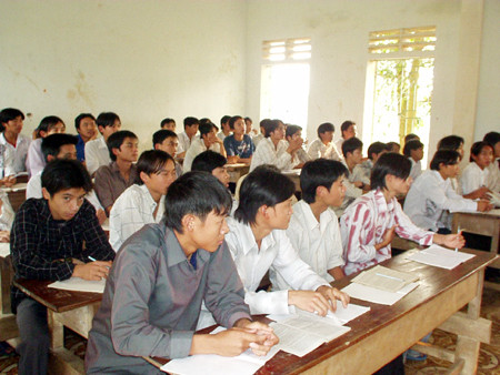 Lớp học theo giới tính. Lớp học theo giới tính.
