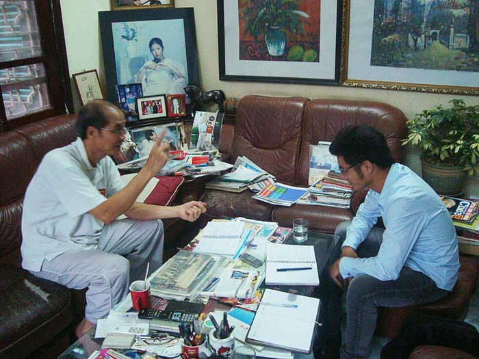 Kết thúc cuộc trò chuyện, BLV Huy Hùng kết luận rằng: “Nếu làm một BLV, nhất là BLV bóng đá, nếu làm việc trong thang điểm 10 thì chỉ cần các bạn được 6 điểm là đã quá tốt rồi”. Kết thúc cuộc trò chuyện, BLV Huy Hùng kết luận rằng: “Nếu làm một BLV, nhất là BLV bóng đá, nếu làm việc trong thang điểm 10 thì chỉ cần các bạn được 6 điểm là đã quá tốt rồi”.