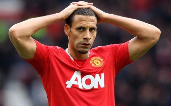 1. Rio Ferdinand (2001, từ Leeds United tới Manchester United – 33,1 triệu bảng): Tiền bạc thì có thể lạm phát nhưng giá trị của Rio Ferdinand vẫn luôn là số 1 cả về con số lẫn lợi ích. 11 năm phục vụ tại Old Trafford của Ferdinand chứng kiến anh trở thành đội trưởng nâng cao chức vô địch Champions League 2008, một trong 12 danh hiệu anh có được cùng Quỷ Đỏ. 1. Rio Ferdinand (2001, từ Leeds United tới Manchester United – 33,1 triệu bảng): Tiền bạc thì có thể lạm phát nhưng giá trị của Rio Ferdinand vẫn luôn là số 1 cả về con số lẫn lợi ích. 11 năm phục vụ tại Old Trafford của Ferdinand chứng kiến anh trở thành đội trưởng nâng cao chức vô địch Champions League 2008, một trong 12 danh hiệu anh có được cùng Quỷ Đỏ.
