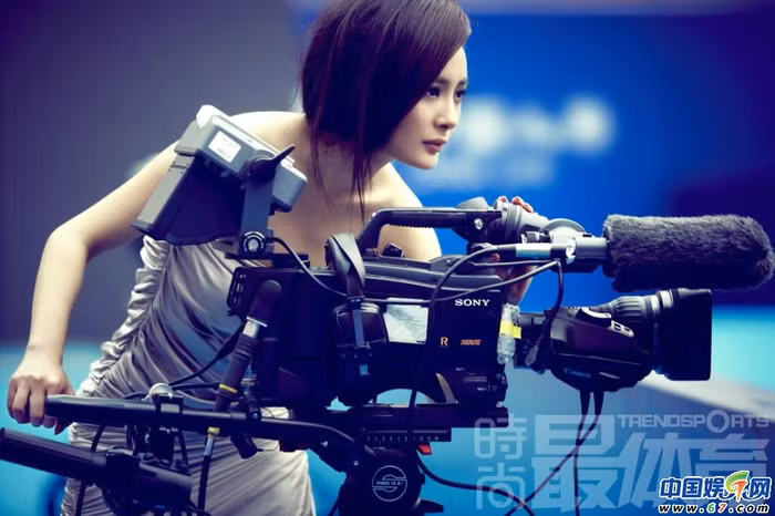 Mặc dù dính tin đồn dao kéo nhưng không ai có thể phủ nhận Dương Mịch là một trong những mỹ nhân quyến rũ bậc nhất của showbiz Hoa ngữ hiện nay.