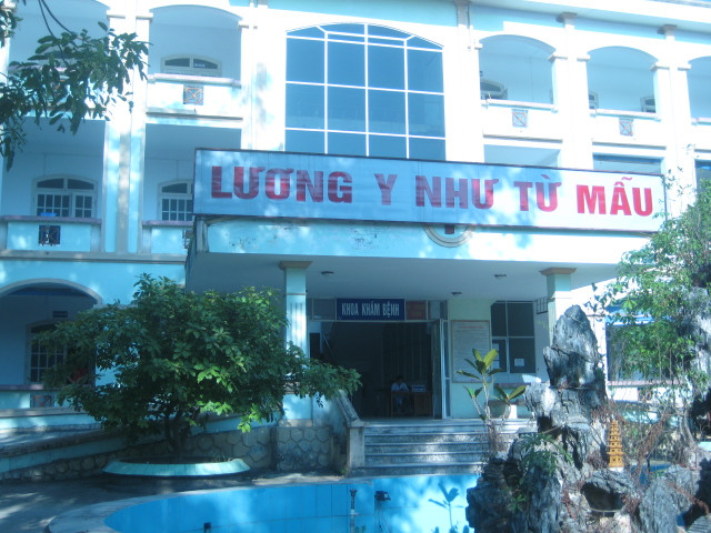 Bệnh viện Đa khoa Tam Dương - nơi nạn nhân Nguyễn Thị Thảo cắt amidan dẫn đến nguy kịch rồi tử vong Bệnh viện Đa khoa Tam Dương - nơi nạn nhân Nguyễn Thị Thảo cắt amidan dẫn đến nguy kịch rồi tử vong