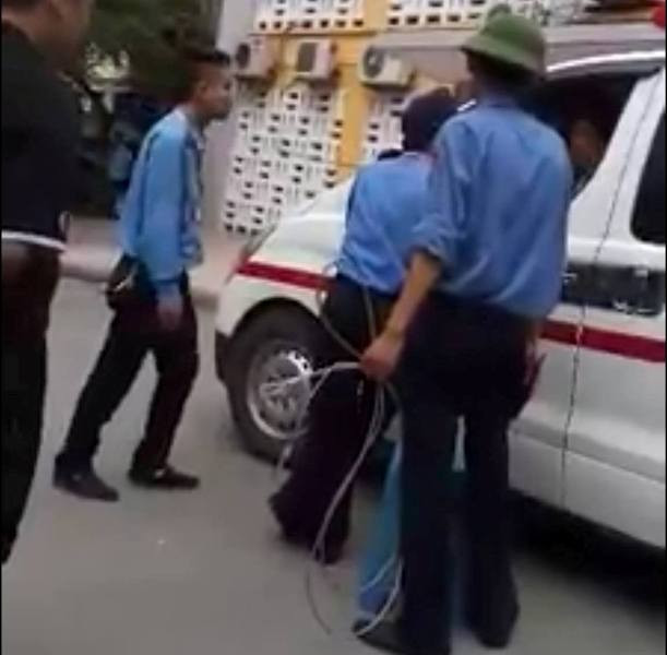 Giám đốc bệnh viện ôm 7 chức là thiếu lòng tin ở cấp dưới, người bệnh thiệt thòi ảnh 4 Giám đốc bệnh viện ôm 7 chức là thiếu lòng tin ở cấp dưới, người bệnh thiệt thòi ảnh 4