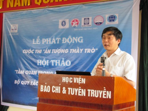 PGS.TS Phạm Minh Sơn đóng góp bản tham luận cho hội thảo PGS.TS Phạm Minh Sơn đóng góp bản tham luận cho hội thảo