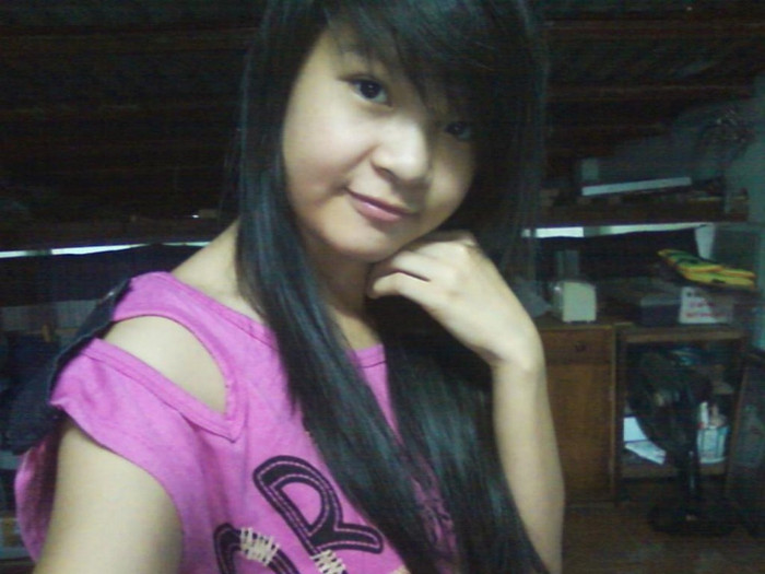 Nhưng ước mơ lớn nhất của Ly là được ở bên bên gia đình thân yêu của mình