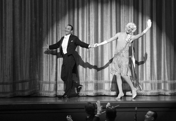 Thiết kế trang phục xuất sắc: Mark Bridges (phim The Artist) Thiết kế trang phục xuất sắc: Mark Bridges (phim The Artist)