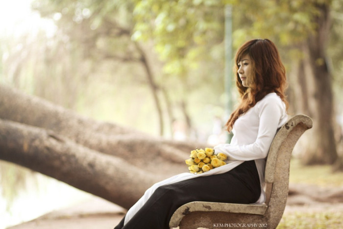 Hải Yến cho rằng một nữ sinh phải luôn biết kết hợp giữa nét đẹp hiện đại và những giá trị truyền thống. Hải Yến cho rằng một nữ sinh phải luôn biết kết hợp giữa nét đẹp hiện đại và những giá trị truyền thống.