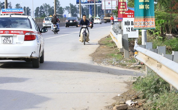 Đi ngược chiều vì ngại đi xa vòng lại