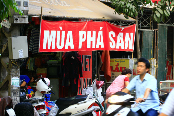 Chắc chắn sẽ có nhiều người phải ngẩn ngơ vì không hiểu ý của tấm biển này là gì Chắc chắn sẽ có nhiều người phải ngẩn ngơ vì không hiểu ý của tấm biển này là gì