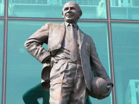 Bức tượng Sir Matt Busby bên ngoài sân Old Trafford Bức tượng Sir Matt Busby bên ngoài sân Old Trafford