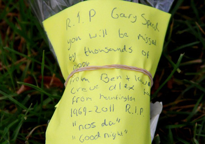 Lời nhắn gửi từ những người yêu mến Gary Lời nhắn gửi từ những người yêu mến Gary