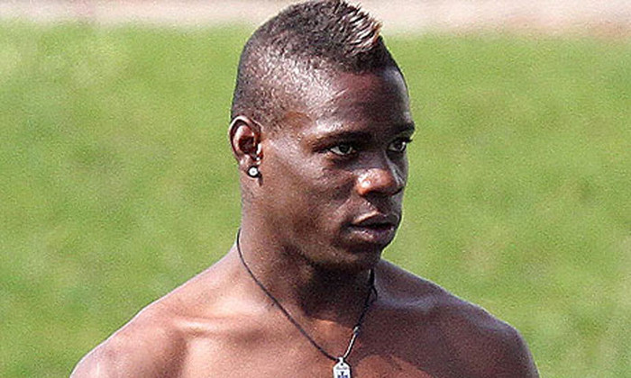 Mario Balotelli: số bạn gái nhiều hơn cả bộ sưu tập xe cá nhân