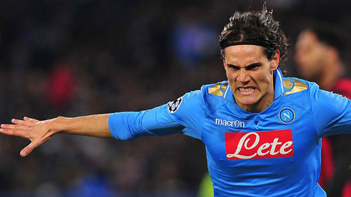 Edinson Cavani (Napoli) ăn mừng sau bàn thắng mở tỷ số trước Man City Edinson Cavani (Napoli) ăn mừng sau bàn thắng mở tỷ số trước Man City