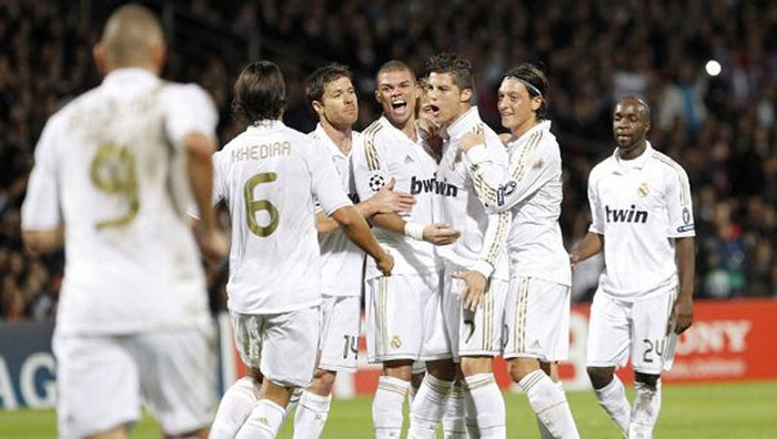 Siêu sao người Bồ đã đạt đến mốc 100 bàn thắng cho Real