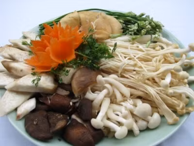 Nấm: Là “trợ thủ” đắc lực cho bạch cầu chống cảm cúm. Nấm giúp đẩy nhanh quá trình sinh sản và hoạt động của bạch cầu, làm tăng khả năng miễn dịch của cơ thể.