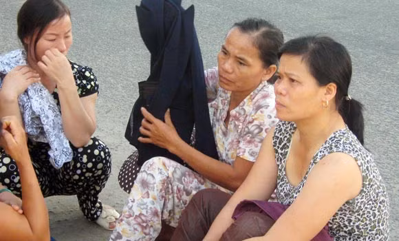 Bố mẹ đừng lo lắng nhé, con đã đỗ rồi (Ảnh minh họa)