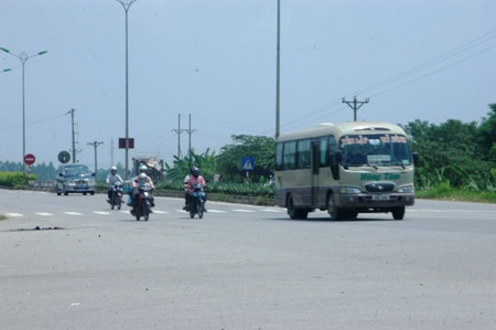 Nơi xảy ra tai nạn cướp đi sinh mạng của Hòa và Quyền (Ảnh: Pháp luật và Xã hội) Nơi xảy ra tai nạn cướp đi sinh mạng của Hòa và Quyền (Ảnh: Pháp luật và Xã hội)