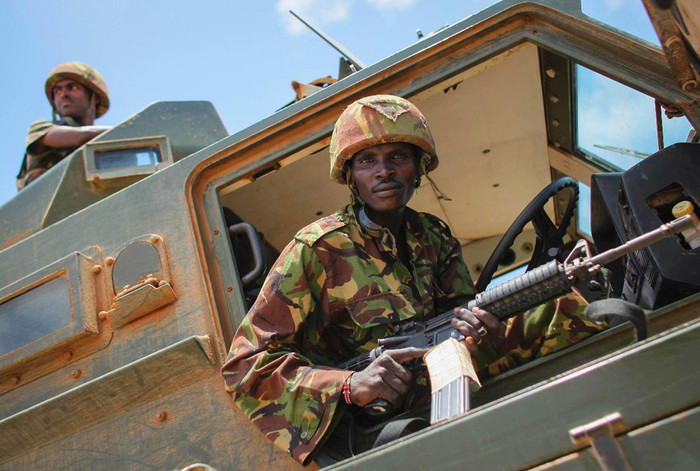 Binh lính của quân đội chính phủ Somalia với sự trợ giúp của Phái bộ Liên minh châu Phi AMISOM đã tiến vào thành phố cảng Kismayo ở miền Nam Somali. Binh lính của quân đội chính phủ Somalia với sự trợ giúp của Phái bộ Liên minh châu Phi AMISOM đã tiến vào thành phố cảng Kismayo ở miền Nam Somali.