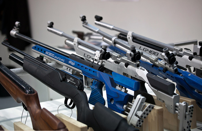 Hình ảnh tải cuộc triển lãm quốc tế ARMS & Hunting 2012 diễn ra tại Moscow, Nga từ ngày 11 đến 14/10/2012. Triển lãm là nơi trưng bày một số lượng lớn các loại vũ khí, súng, đạn dược, thiết bị, dụng cụ săn bắn, du lịch, thể thao mạo hiểm và rất nhiều quà lưu niệm từ hơn 235 công ty tham gia. Hình ảnh tải cuộc triển lãm quốc tế ARMS & Hunting 2012 diễn ra tại Moscow, Nga từ ngày 11 đến 14/10/2012. Triển lãm là nơi trưng bày một số lượng lớn các loại vũ khí, súng, đạn dược, thiết bị, dụng cụ săn bắn, du lịch, thể thao mạo hiểm và rất nhiều quà lưu niệm từ hơn 235 công ty tham gia.