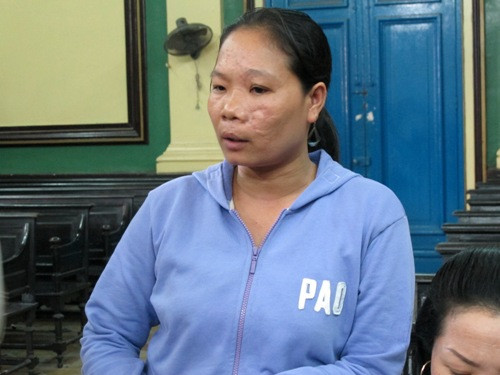 Chị Bích may mắn thoát chết nhưng gương mặt bị biến dạng. Ảnh: Phạm Dũng