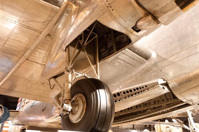 Những chiếc B-17 khởi sự thay thế những chiếc B-18 trong hoạt động tại tiền tuyến vào năm 1942. Sau đó, 122 chiếc B-18A được cải tiến để hoạt động trong chiến tranh chống tàu ngầm.