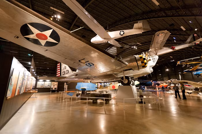 Chiếc Bolo do Douglas Aircraft Company chế tạo dựa trên kiểu máy bay dân dụng DC-2 của hãng này. Cho dù không phải là thiết kế mới nhất hay tiên tiến nhất, chiếc B-18 bị buộc đưa ra hoạt động trong vai trò tuần tra thời chiến vào giai đoạn đầu của Thế Chiến II.