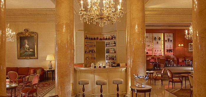 Một quán bar mini trong khách sạn.