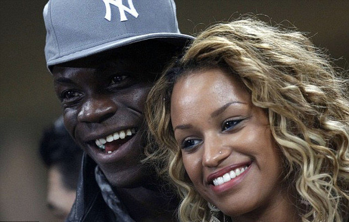 Balotelli không thể ra sân do đã thi đấu ở Champions League cho Man City.