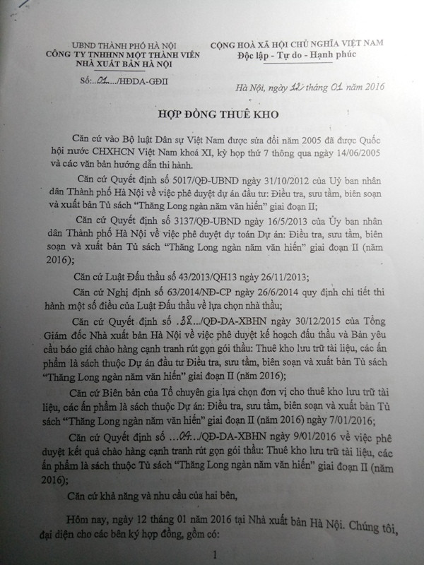 Nhà xuất bản Hà Nội đã ký hợp đồng thuê kho với đối tác là Công ty in Phú Thịnh để lưu trữ các tài liệu, ấn phẩm là sách thuộc dự án đầu tư điều tra, sưu tầm, biên soạn và xuất bản tủ sách giai đoạn 2 (2016) với số tiền lên tới 336.000.000 đồng và đã được giải ngân toàn bộ, trong khi chưa hề có ấn phẩm, tài liệu nào được xuất bản? (ảnh nguồn Giáo dục Việt Nam)