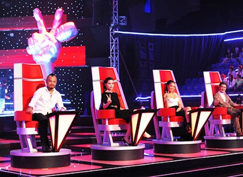 Các huấn luận viên The Voice được cho là diễn xuất quá đạt Các huấn luận viên The Voice được cho là diễn xuất quá đạt
