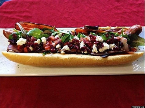 California Capitol GiáL: 145,49 USD Loại bánh này được làm chỉ yếu từ thịt bò, mù tạt Pháp, tỏi, thảo mộc mayo, hẹ xào, xanh bé hỗn hợp, thịt xông khói Applewood hút uncured, pho mát nai sừng Thụy Điển (chi phí $ 200 a pound), cà chua, cranberries khô, hạt tiêu, húng quế, dầu ô liu / cranberry-lê-dừa vinaigrette thơm và bơ trắng nướng… California Capitol GiáL: 145,49 USD Loại bánh này được làm chỉ yếu từ thịt bò, mù tạt Pháp, tỏi, thảo mộc mayo, hẹ xào, xanh bé hỗn hợp, thịt xông khói Applewood hút uncured, pho mát nai sừng Thụy Điển (chi phí $ 200 a pound), cà chua, cranberries khô, hạt tiêu, húng quế, dầu ô liu / cranberry-lê-dừa vinaigrette thơm và bơ trắng nướng…