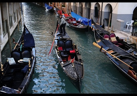 7 - Seville, Tây Ban Nha Giá khách sạn giảm 25% Trung bình: 70 đô la/đêm 7 - Seville, Tây Ban Nha Giá khách sạn giảm 25% Trung bình: 70 đô la/đêm