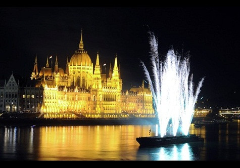 8 - Hamburg, Đức Giá khách sạn giảm 23% Trung bình: 130 đô la/đêm 8 - Hamburg, Đức Giá khách sạn giảm 23% Trung bình: 130 đô la/đêm