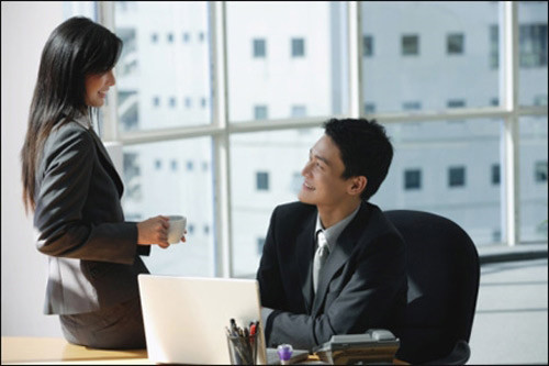 Mọi người có bao giờ nhìn vào cuộc sống của em để trả lời cho tất cả những gì họ đang thắc mắc…? Em yêu sếp, đó là cái quyền của em. (ảnh minh họa) Mọi người có bao giờ nhìn vào cuộc sống của em để trả lời cho tất cả những gì họ đang thắc mắc…? Em yêu sếp, đó là cái quyền của em. (ảnh minh họa)