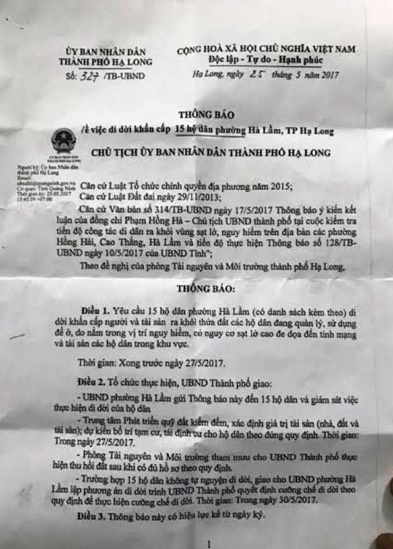 Thông báo số 327/TB-UBND do ông Phạm Hồng Hà, Chủ tịch Ủy ban nhân dân Thành phố Hạ Long ký về việc di dời khẩn cấp 15 hộ dân phường Hà Lầm, Thành phố Hạ Long (ảnh L.A) Thông báo số 327/TB-UBND do ông Phạm Hồng Hà, Chủ tịch Ủy ban nhân dân Thành phố Hạ Long ký về việc di dời khẩn cấp 15 hộ dân phường Hà Lầm, Thành phố Hạ Long (ảnh L.A)
